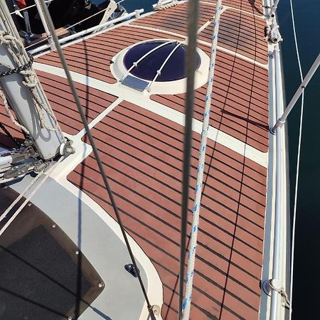 Bateau A Quai St Raphael, 4 Couchages , Voilier Etap 28I Hotel Saint-Raphaël Eksteriør billede